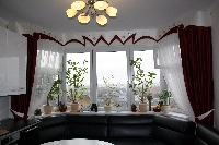 шторы на кухню атласный ламбрекен